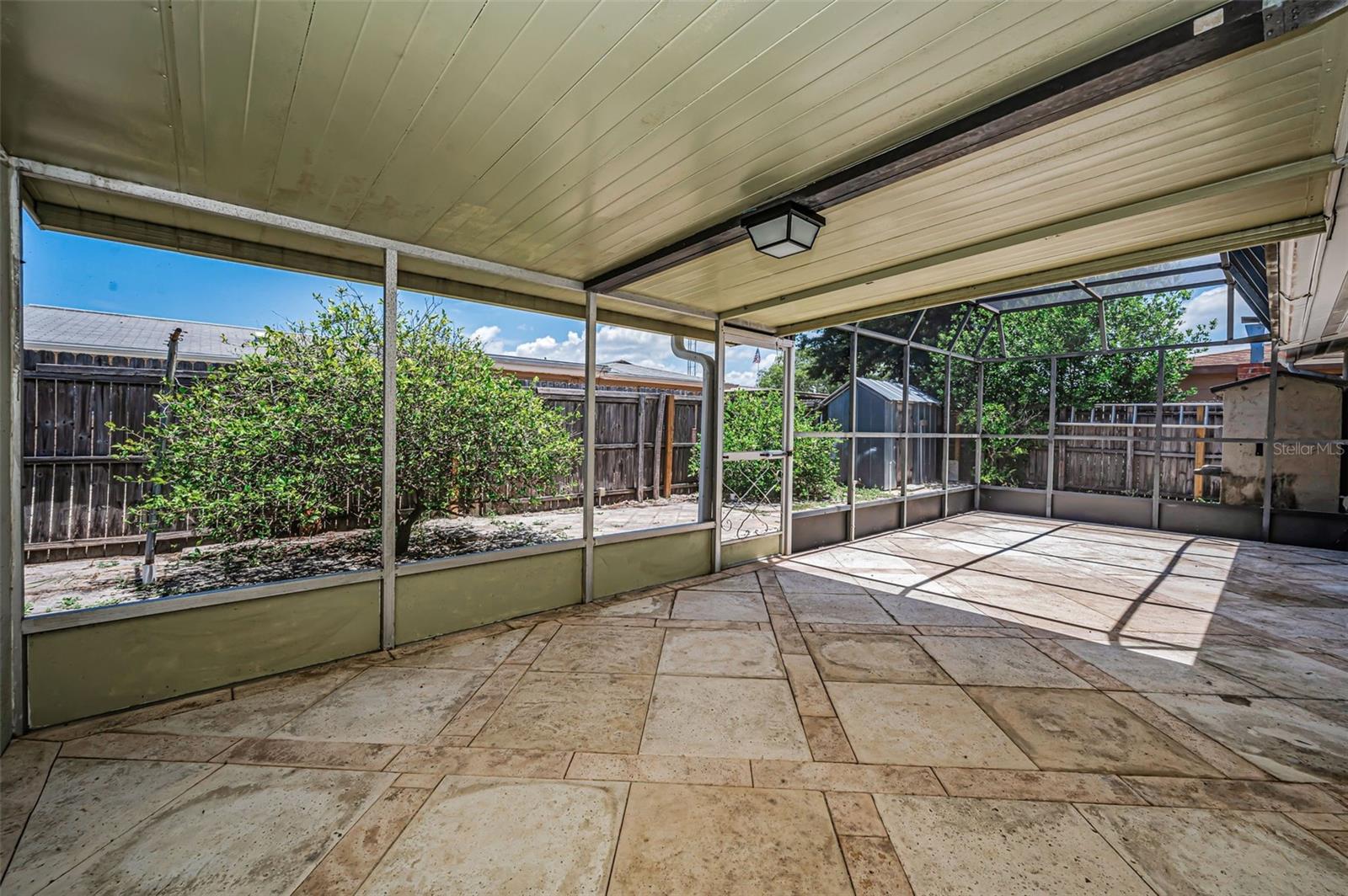 HOLIDAY GARDENS ESTATES - Residential