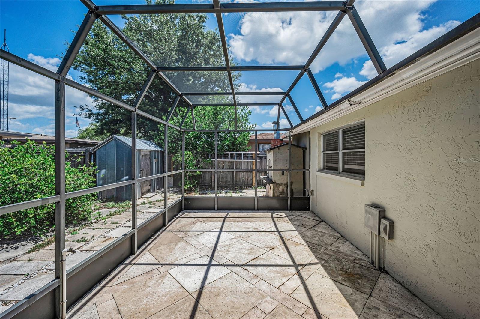 HOLIDAY GARDENS ESTATES - Residential