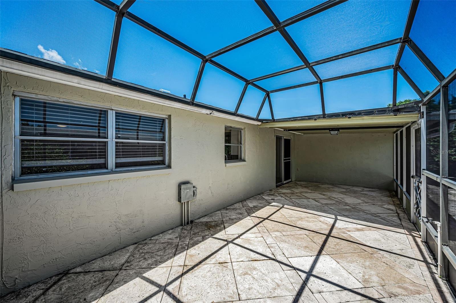 HOLIDAY GARDENS ESTATES - Residential