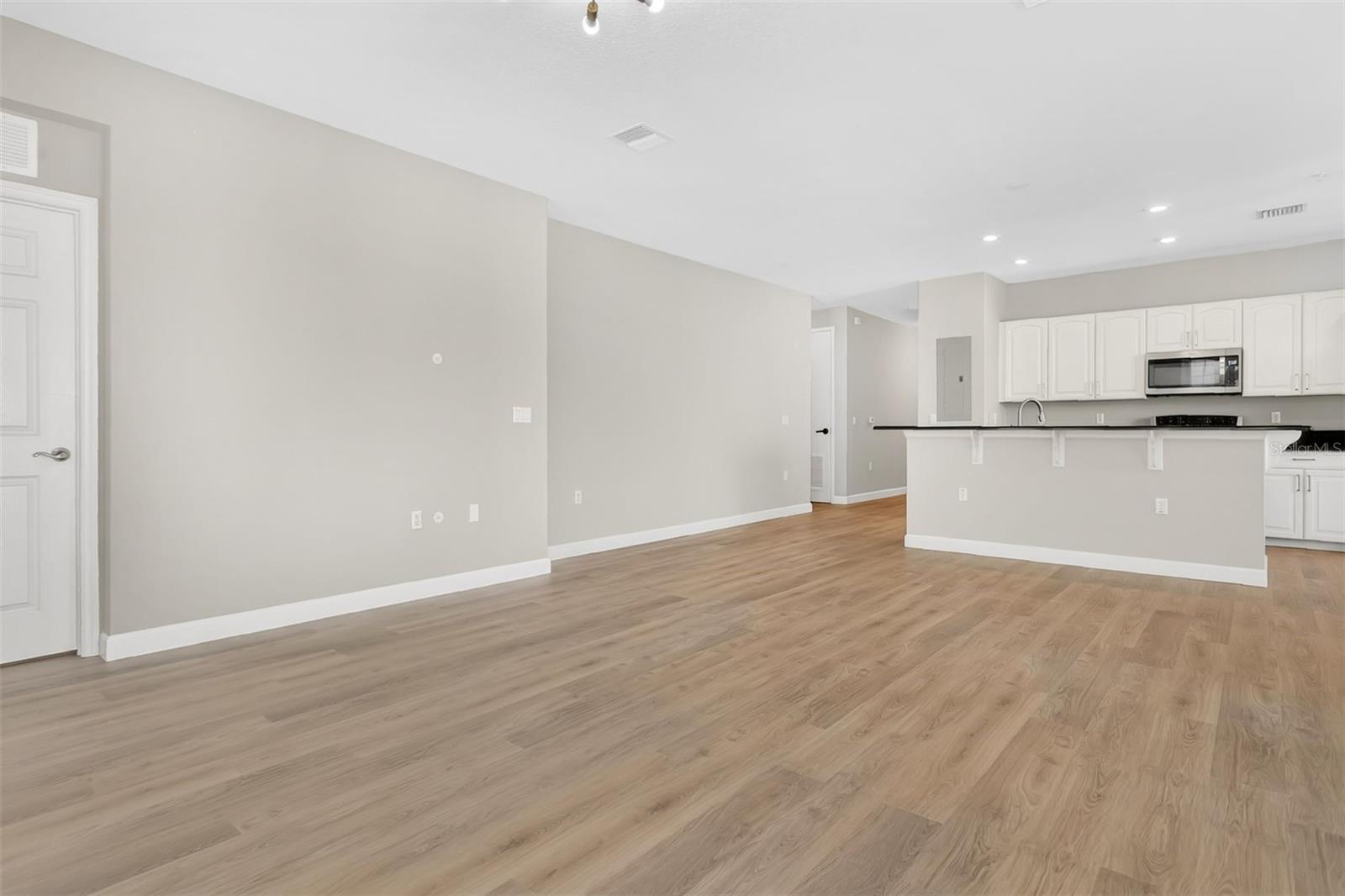 BALDWIN PARK #5 - Residential