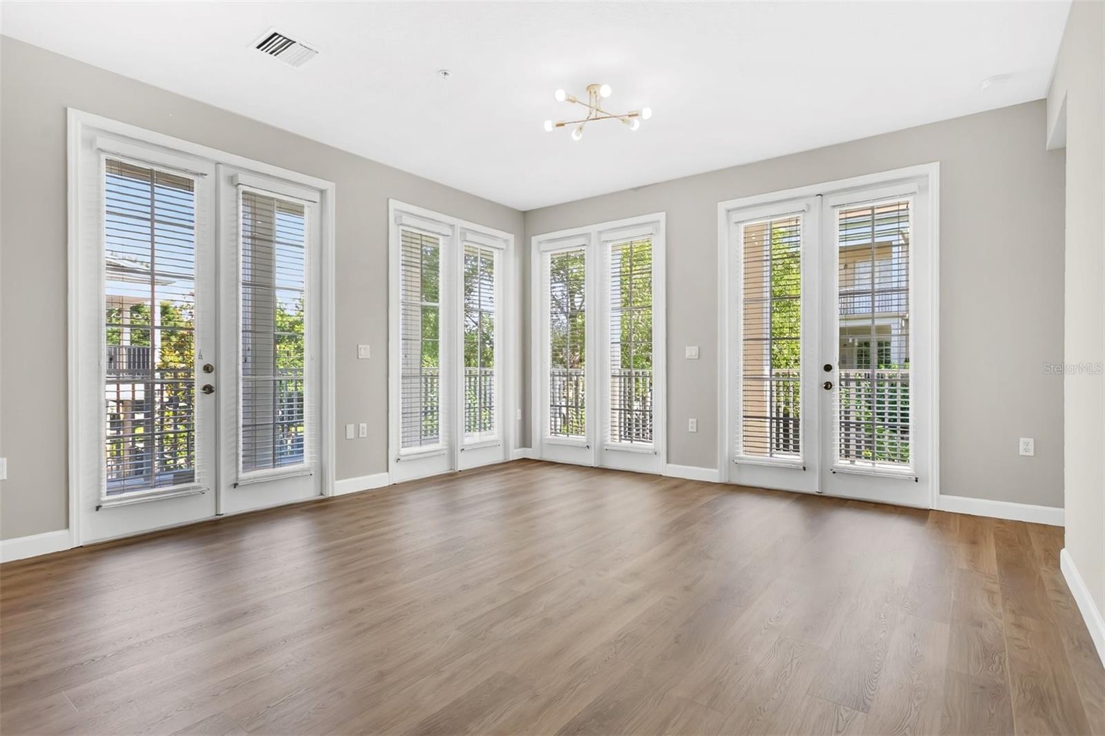 BALDWIN PARK #5 - Residential