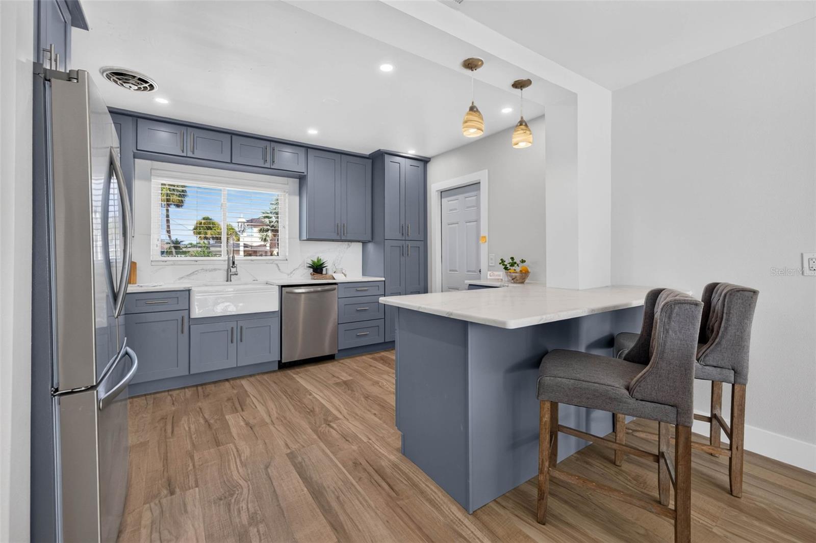 ST PETERSBURG BEACH NORTH UNIT 7 - Residential