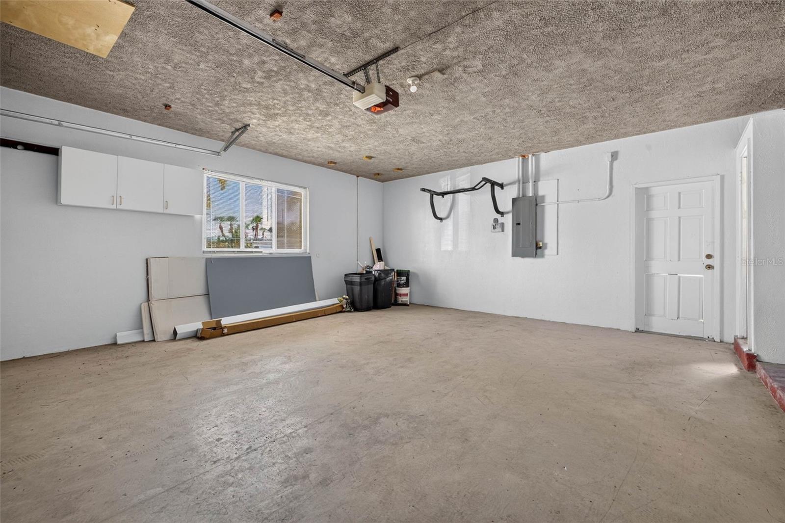 ST PETERSBURG BEACH NORTH UNIT 7 - Residential
