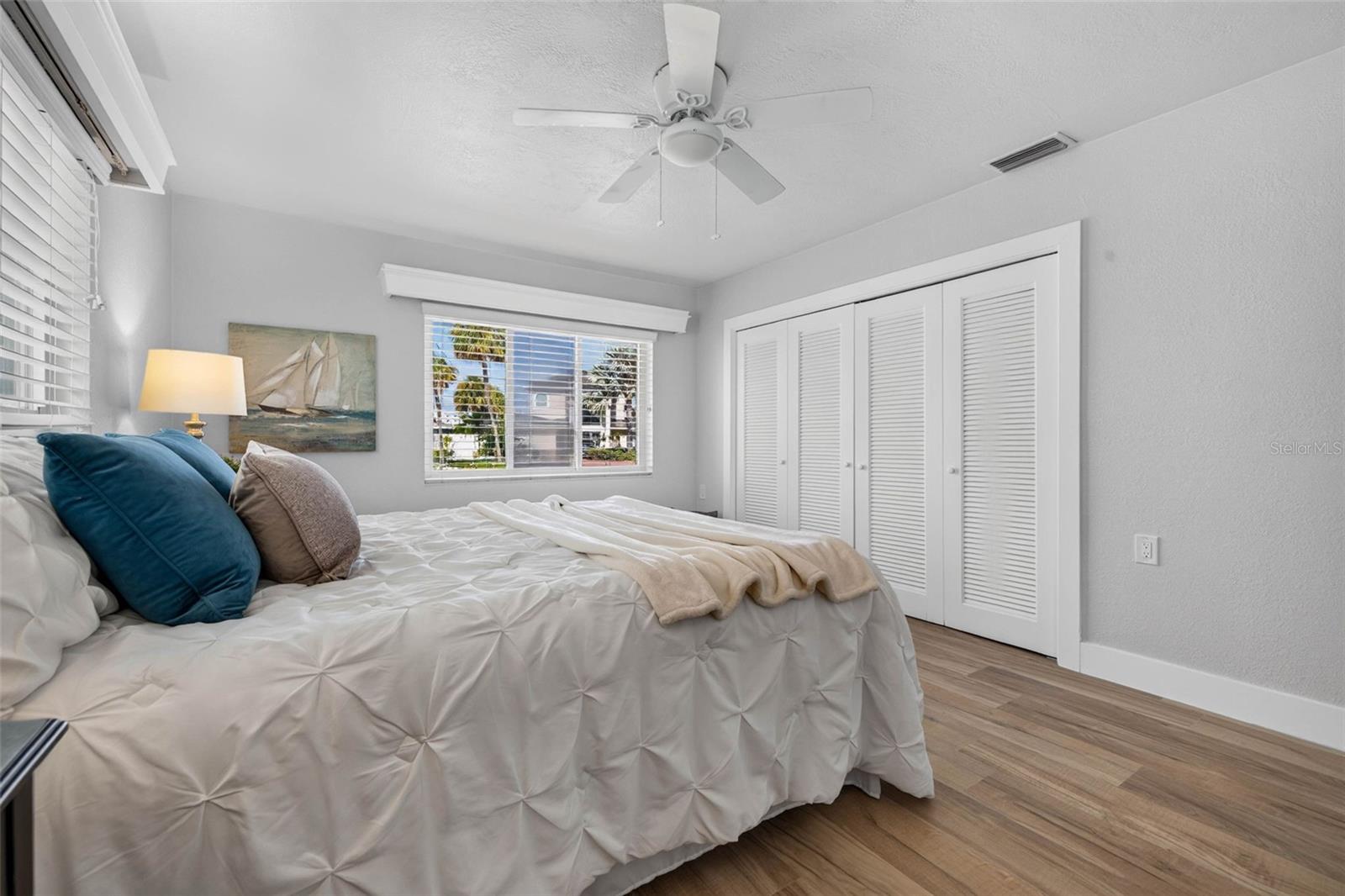 ST PETERSBURG BEACH NORTH UNIT 7 - Residential