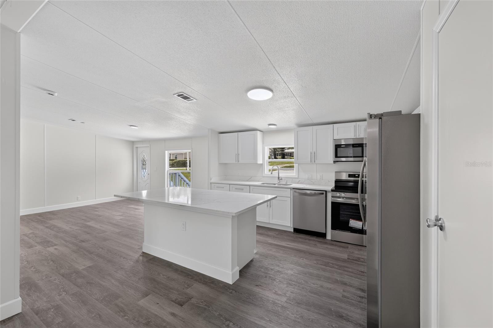 SKYLINE HILLS - Residential