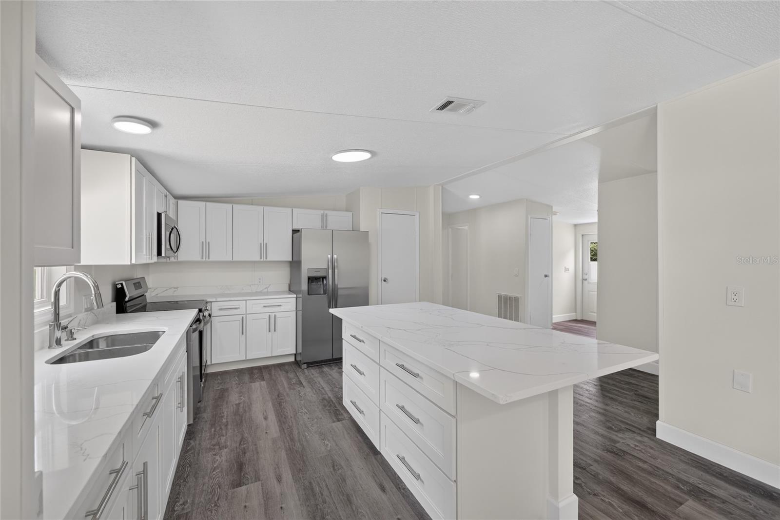 SKYLINE HILLS - Residential