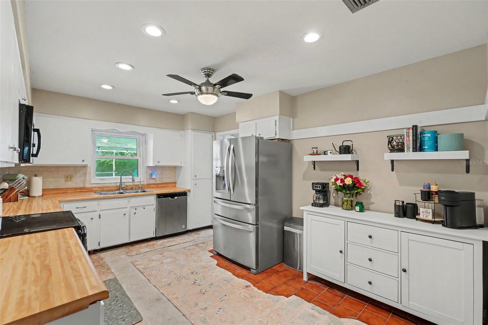 OAKLAN SUBDIVISION - Residential
