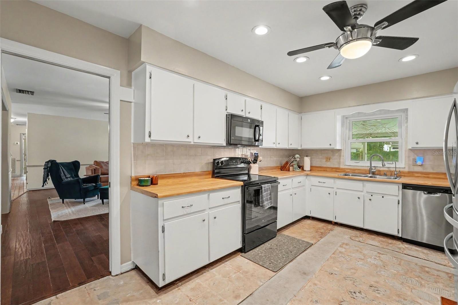 OAKLAN SUBDIVISION - Residential