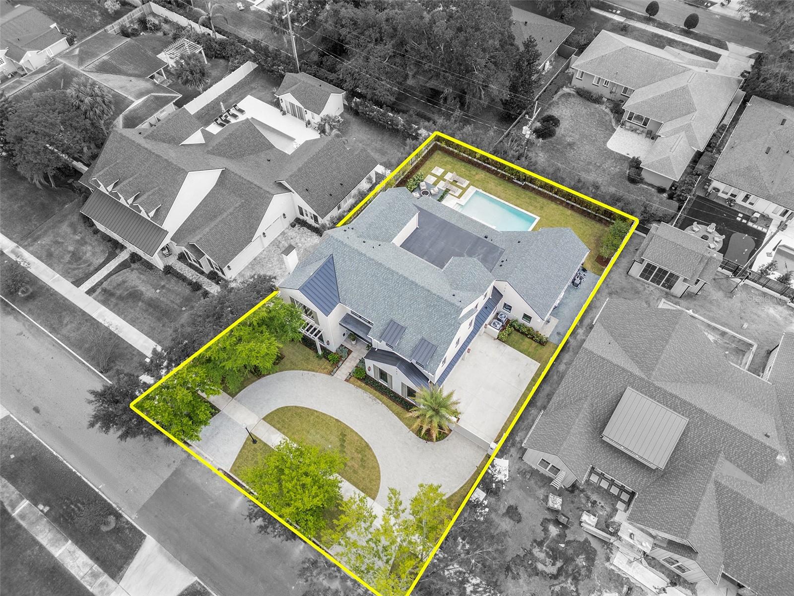 BEVERLY SHORES - Residential