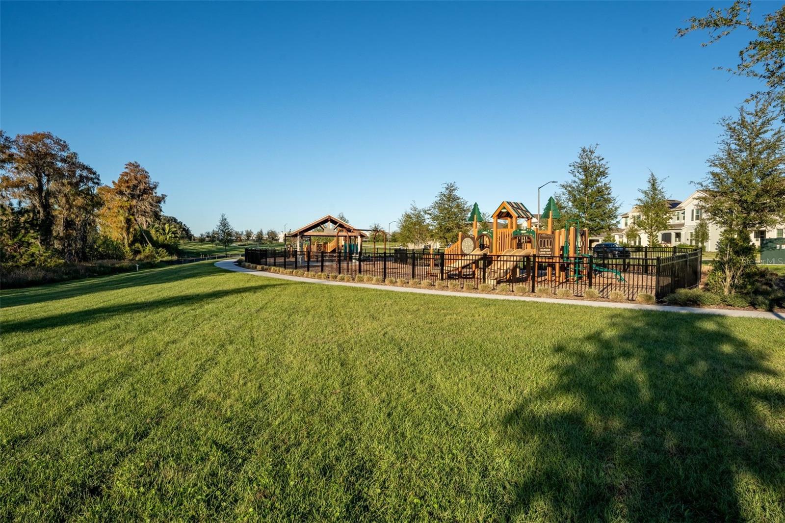 WATERLEIGH - Residential Lease