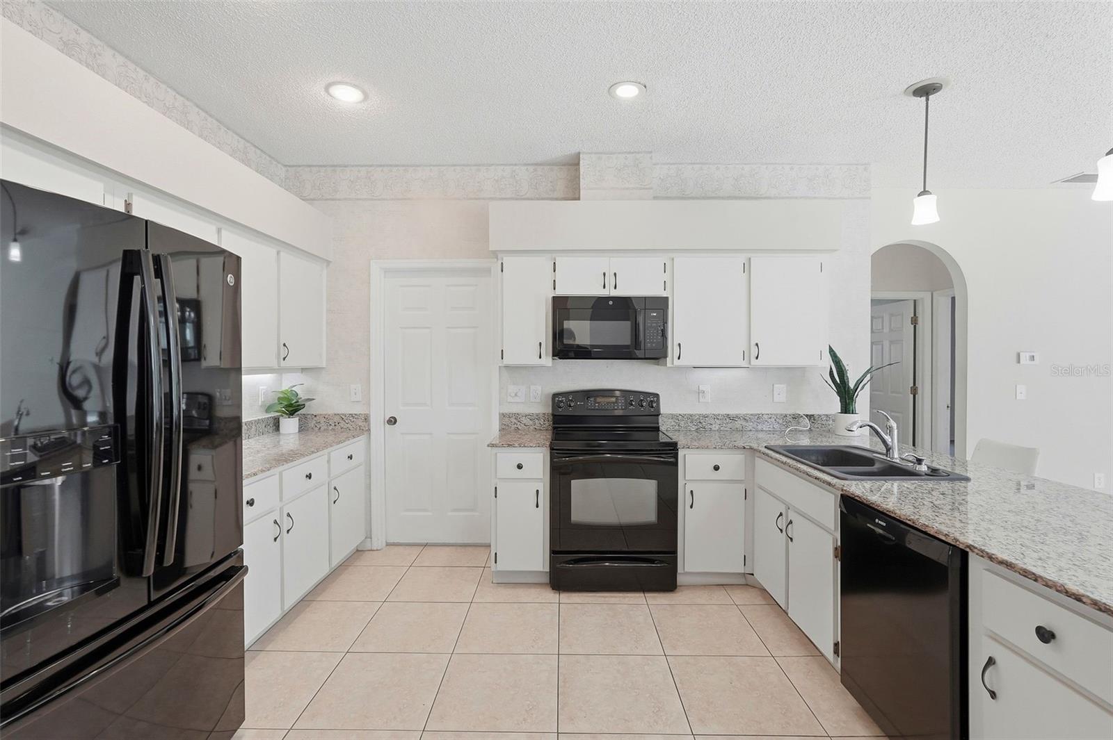 CLUBHOUSE ESTATES AT SUMMERFIELD - Residential