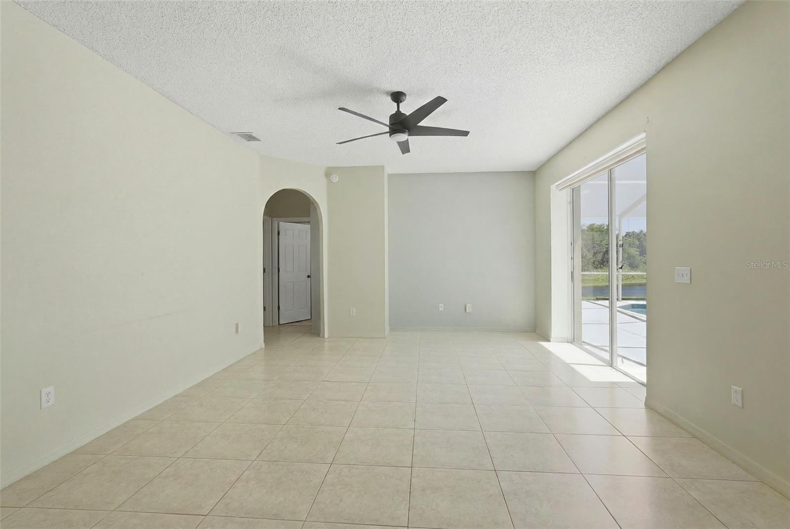 CLUBHOUSE ESTATES AT SUMMERFIELD - Residential