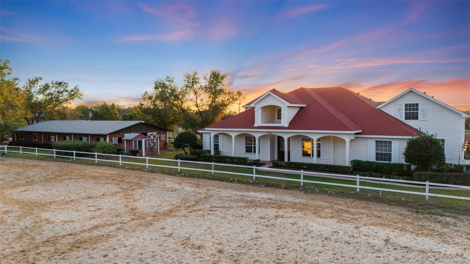 LAKE AVALON GRVS 2ND REP - Residential