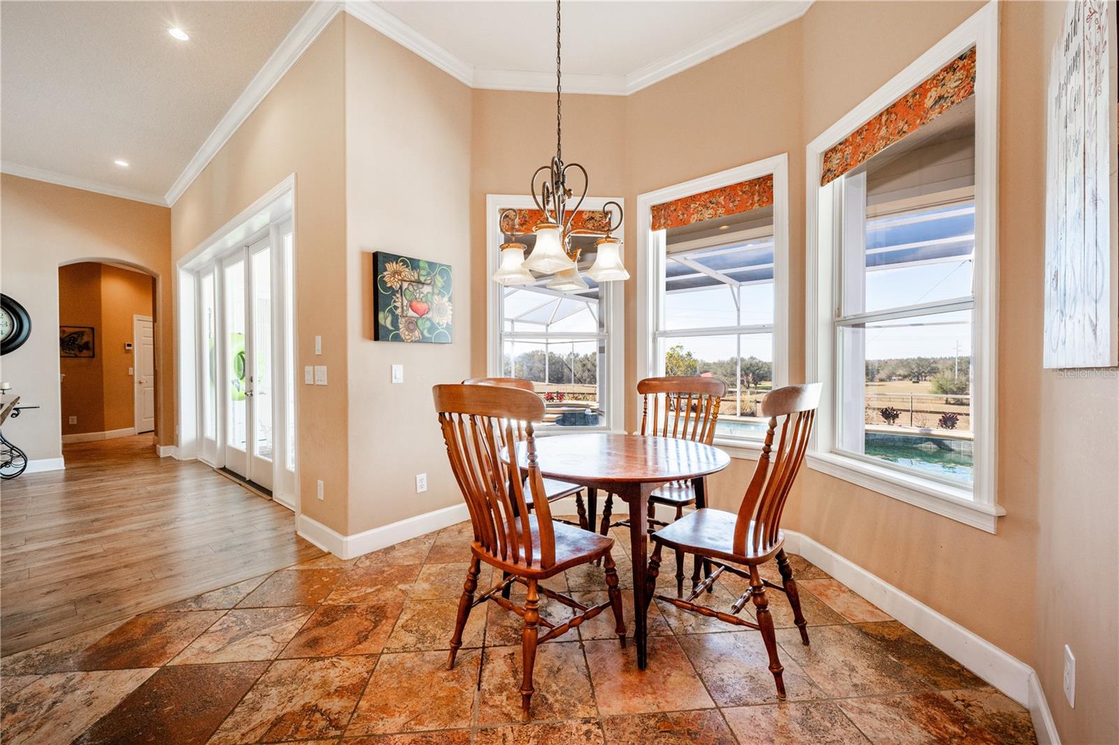 LAKE AVALON GRVS 2ND REP - Residential