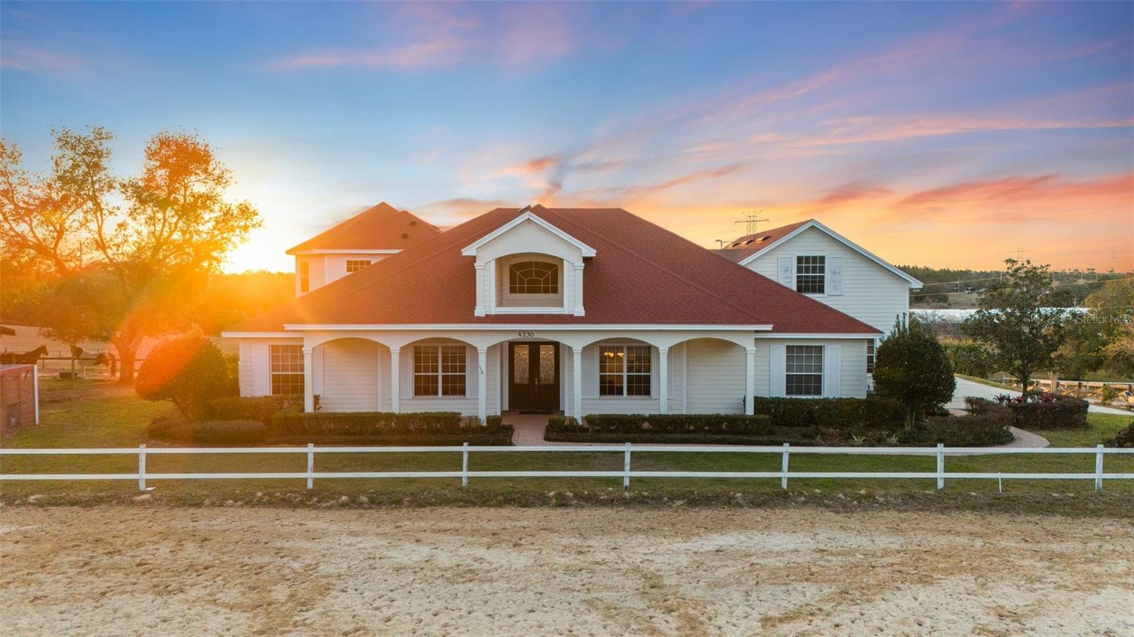 LAKE AVALON GRVS 2ND REP - Residential