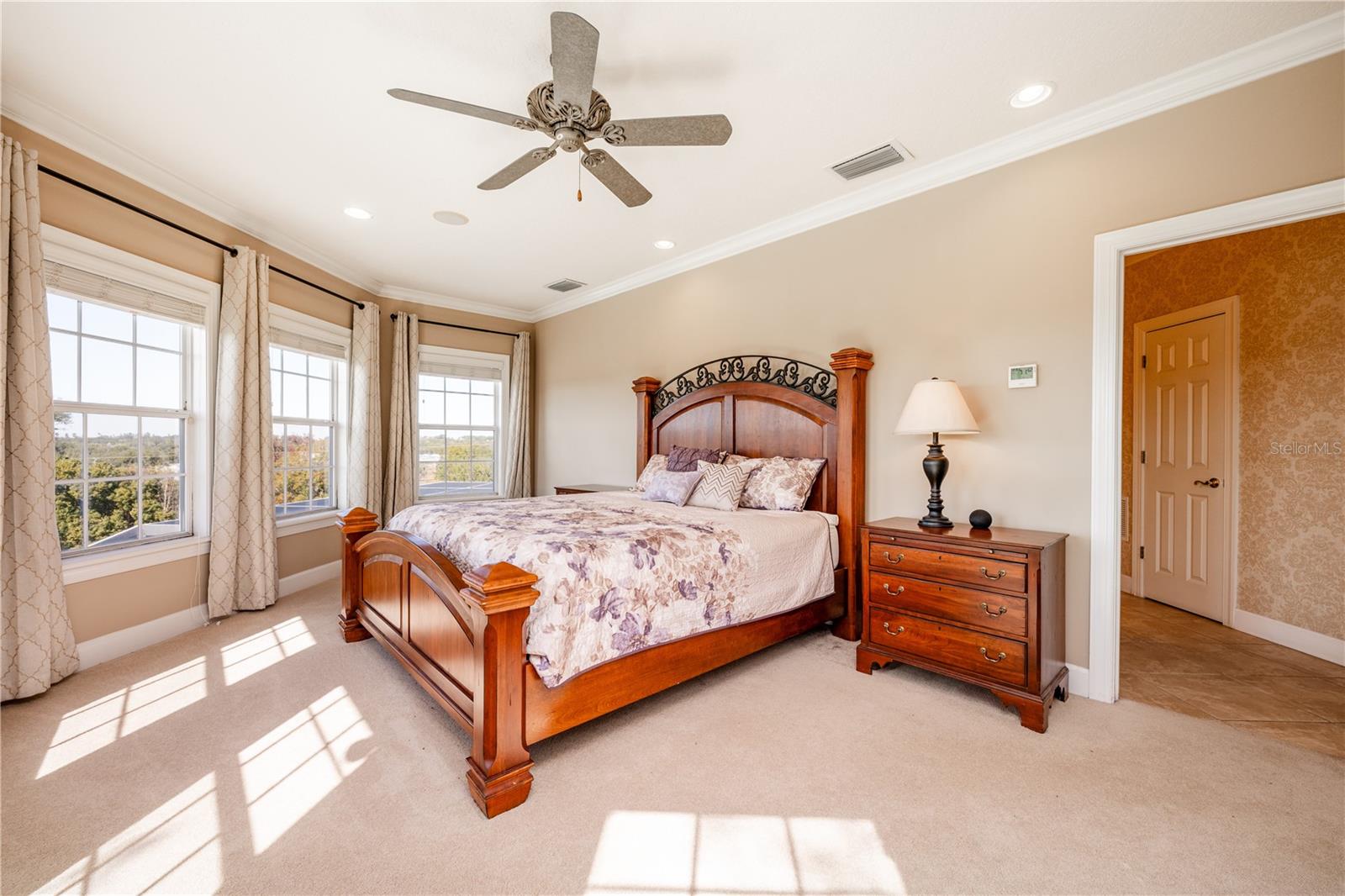LAKE AVALON GRVS 2ND REP - Residential