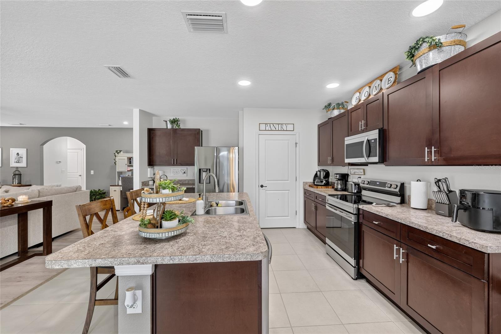OAK HILL PLANTATION PH I - Residential