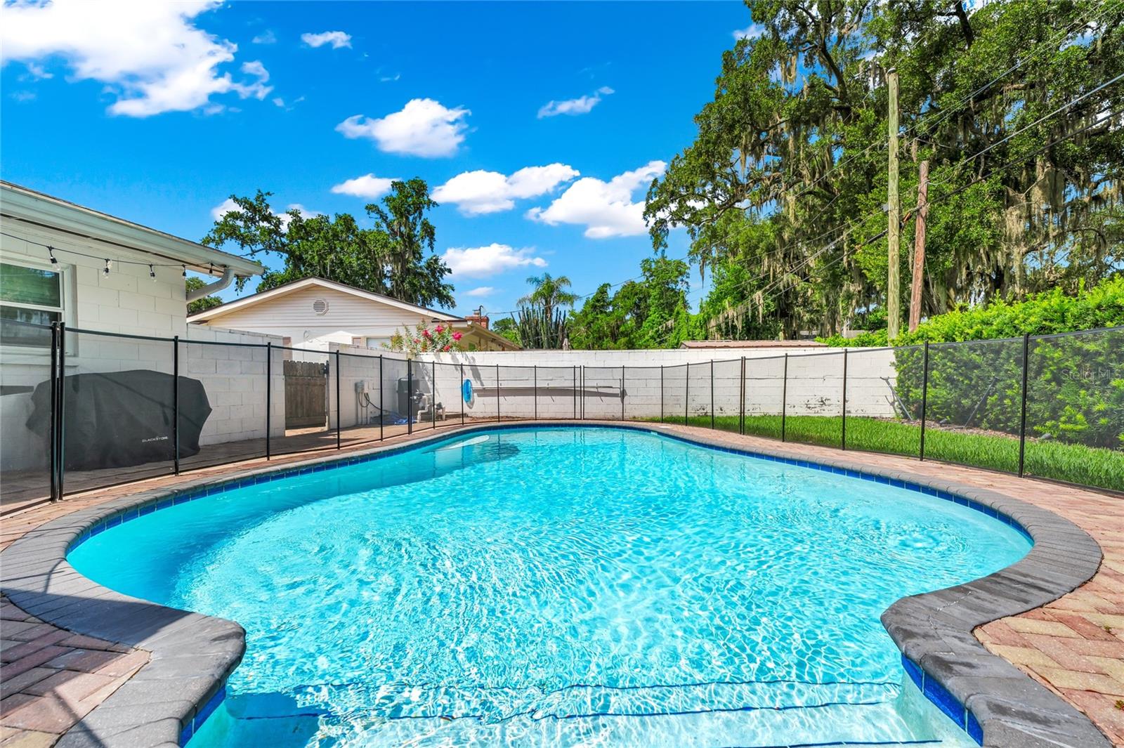 LAKE CONWAY ESTATES - Residential