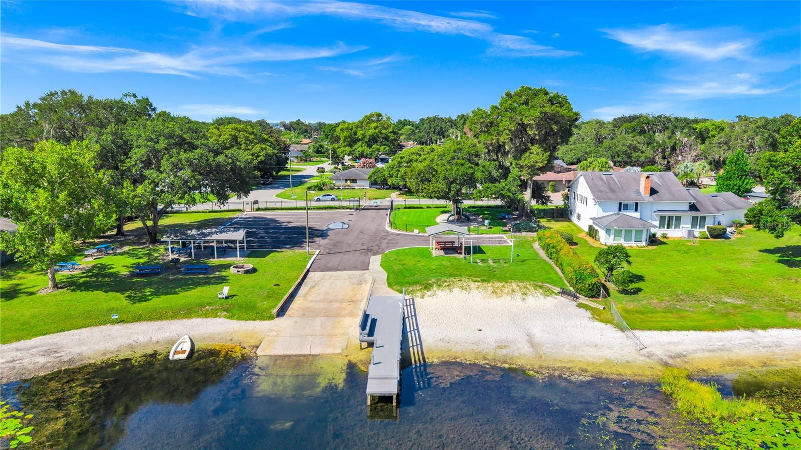 LAKE CONWAY ESTATES - Residential