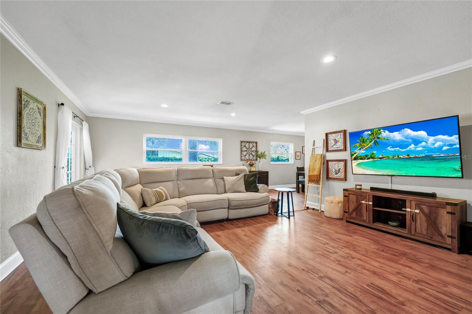 LAKE CONWAY ESTATES - Residential