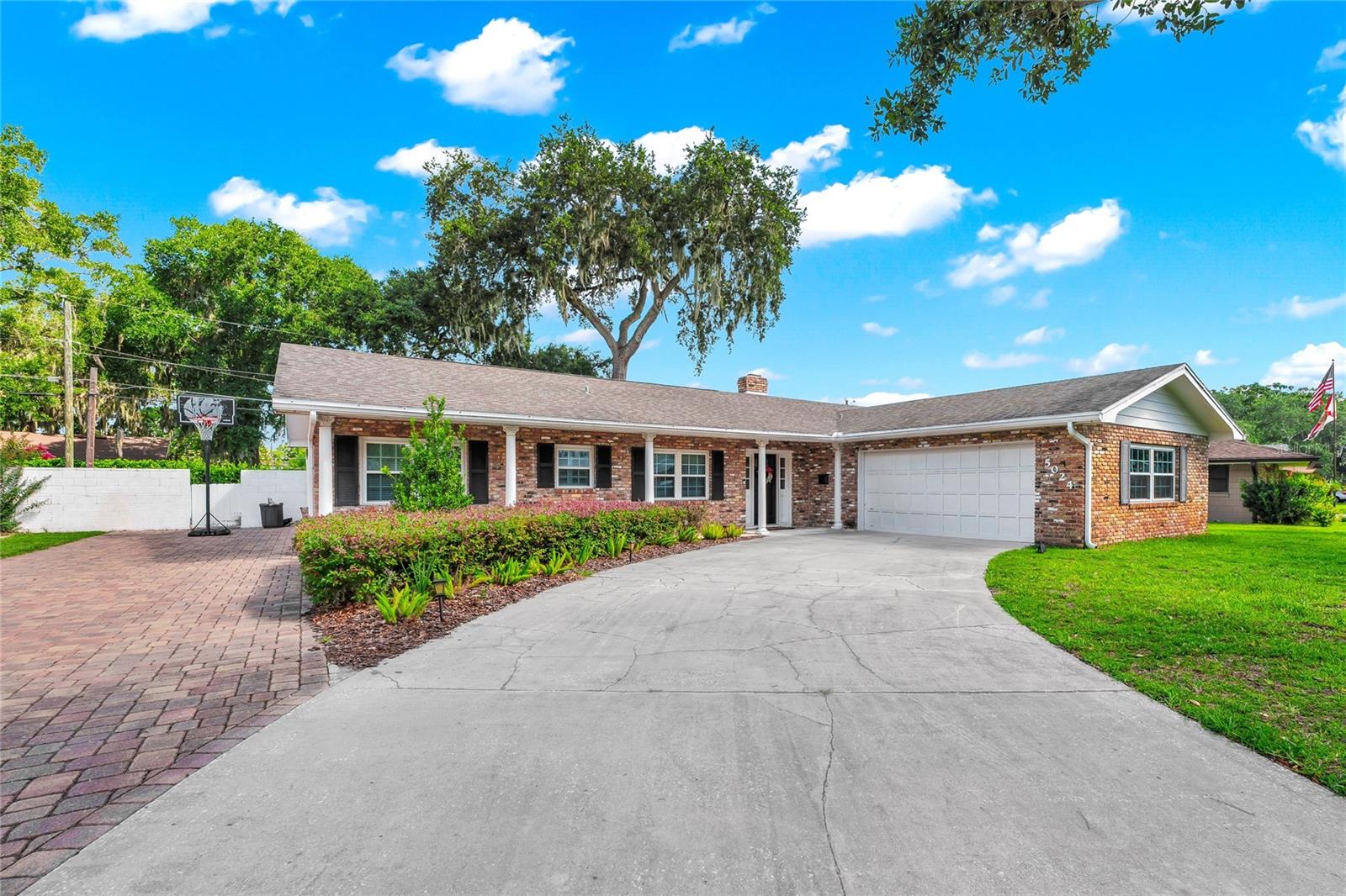 LAKE CONWAY ESTATES - Residential