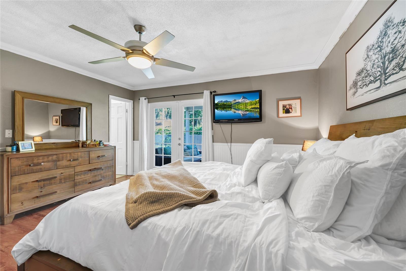 LAKE CONWAY ESTATES - Residential