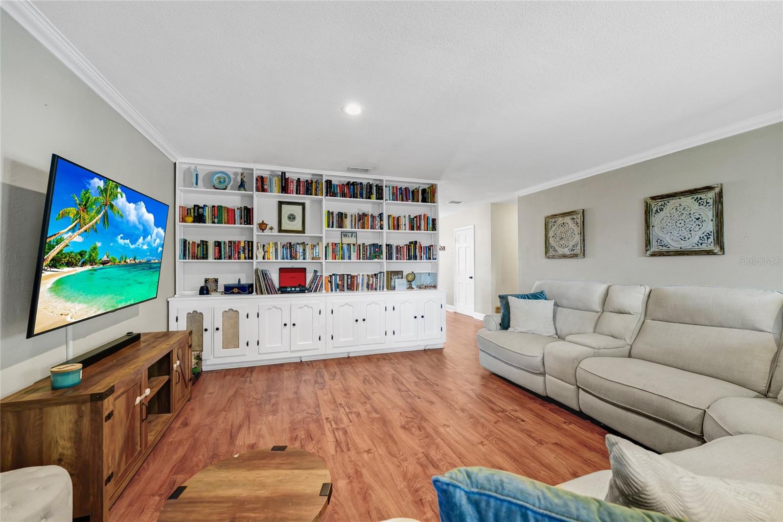 LAKE CONWAY ESTATES - Residential