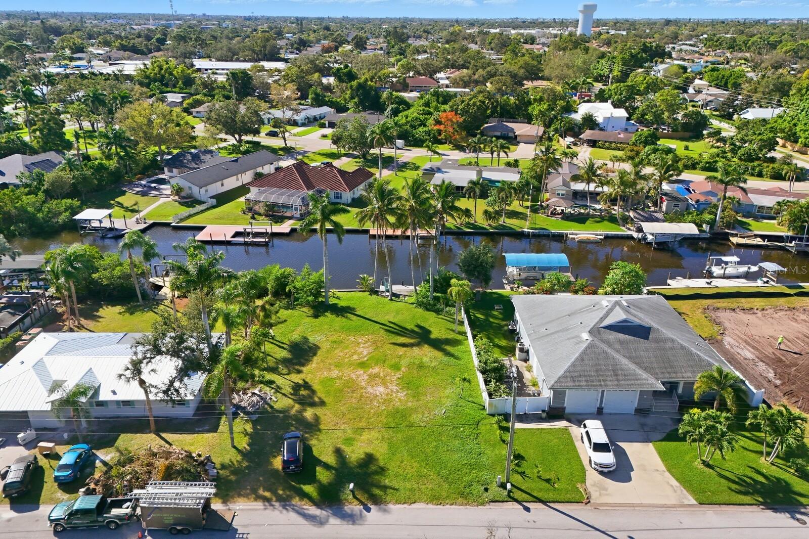 BONAIRE BAYOU - Land