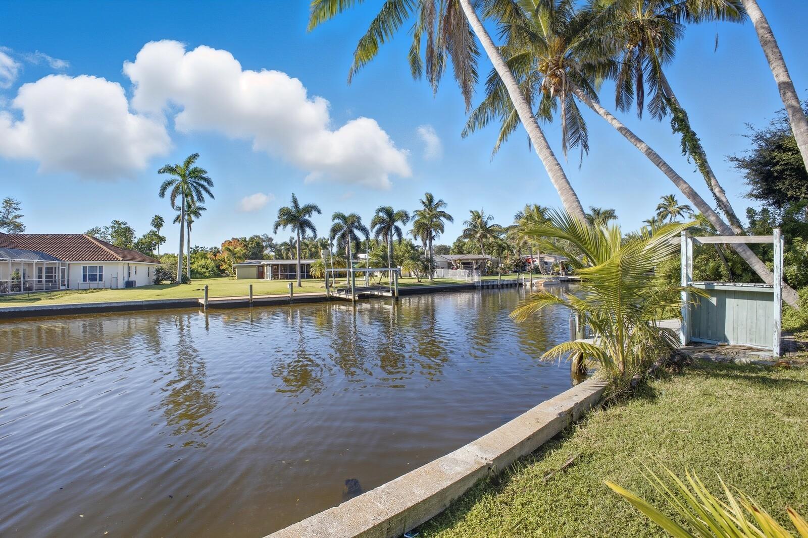 BONAIRE BAYOU - Land