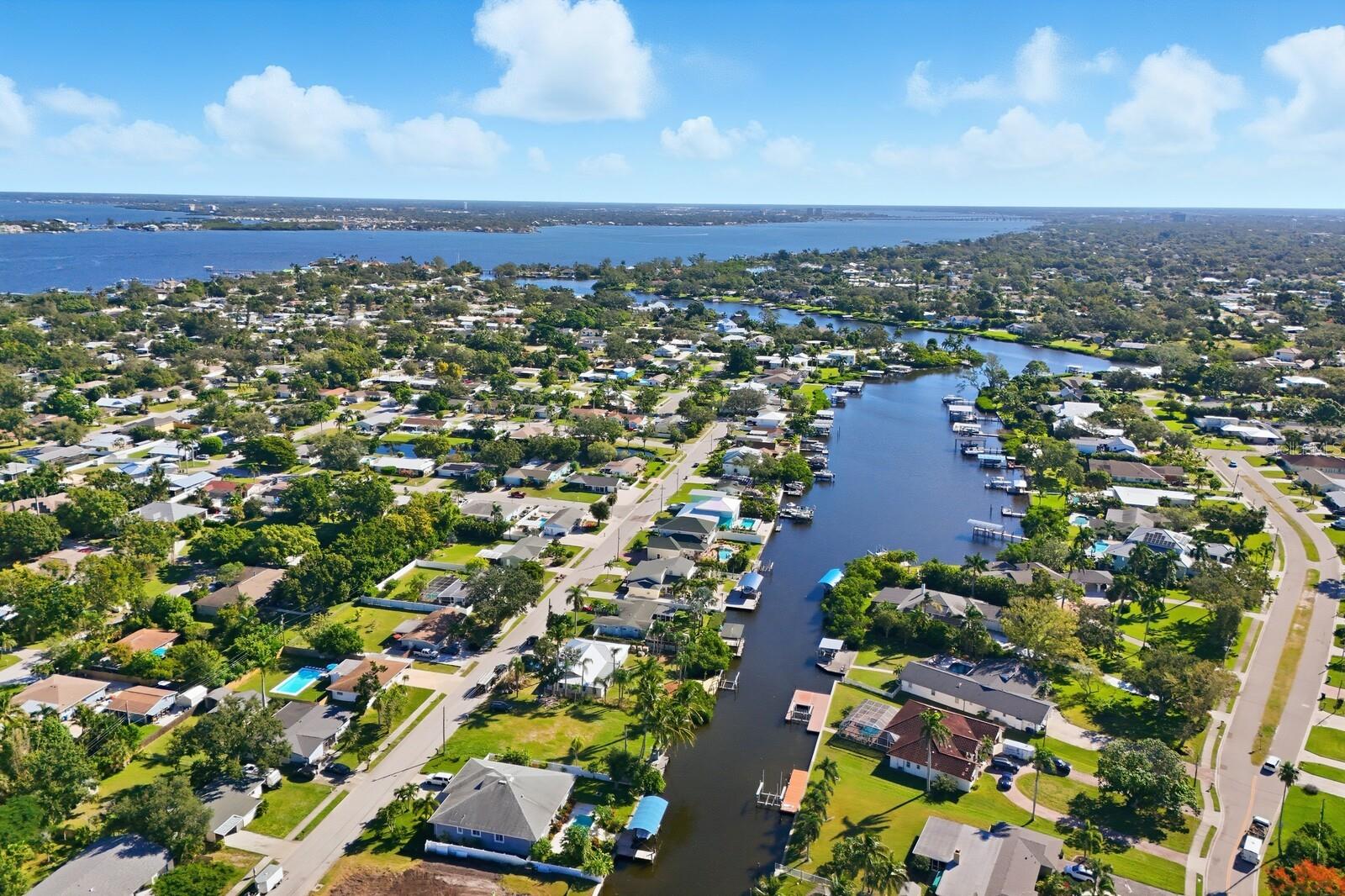 BONAIRE BAYOU - Land
