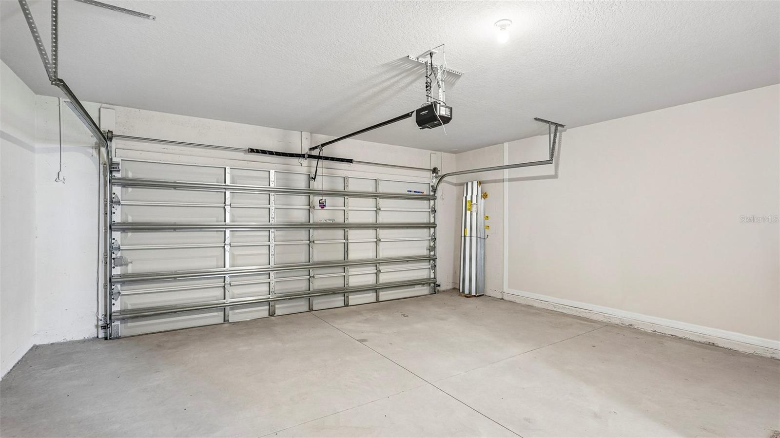 STAR FARMS AT LAKEWOOD RANCH - Residential