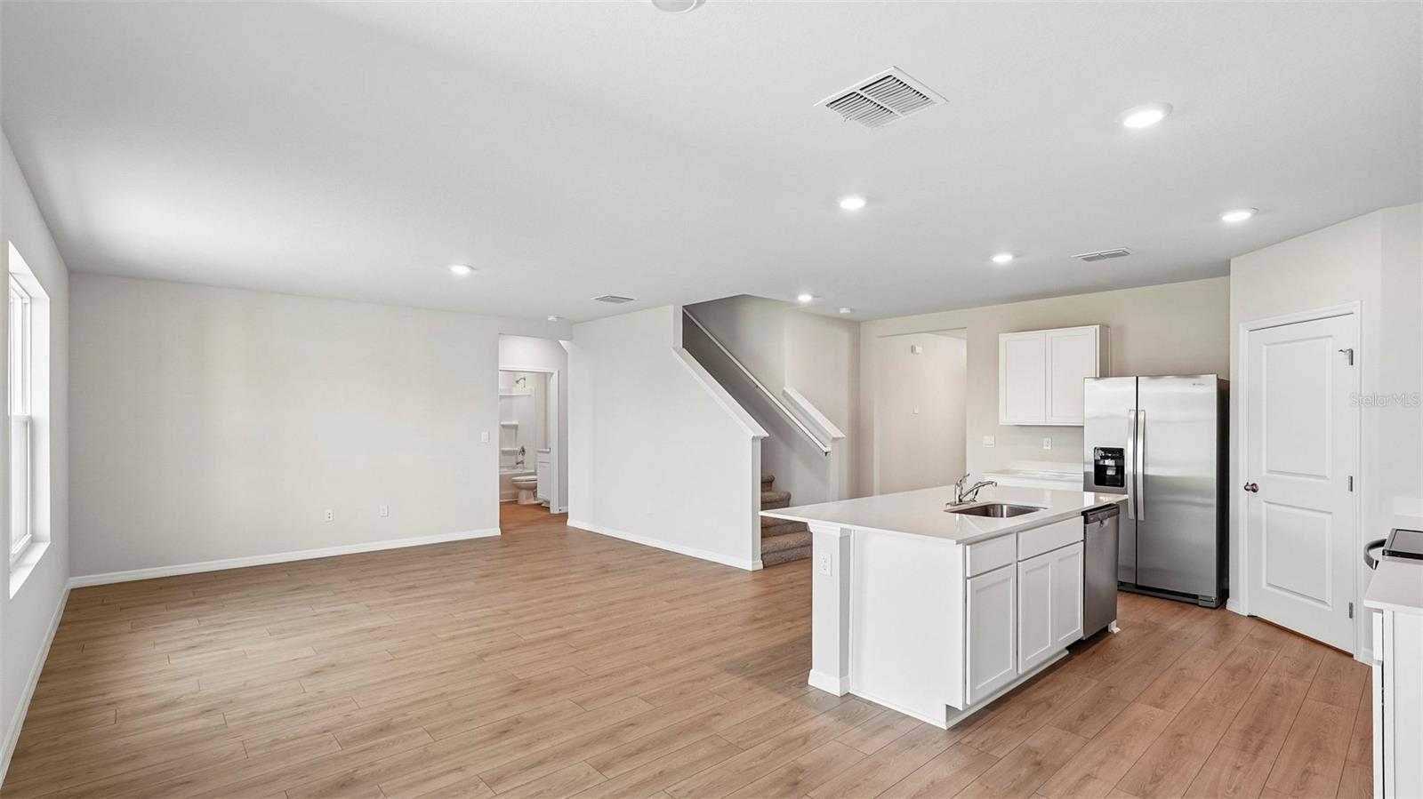 STAR FARMS AT LAKEWOOD RANCH - Residential