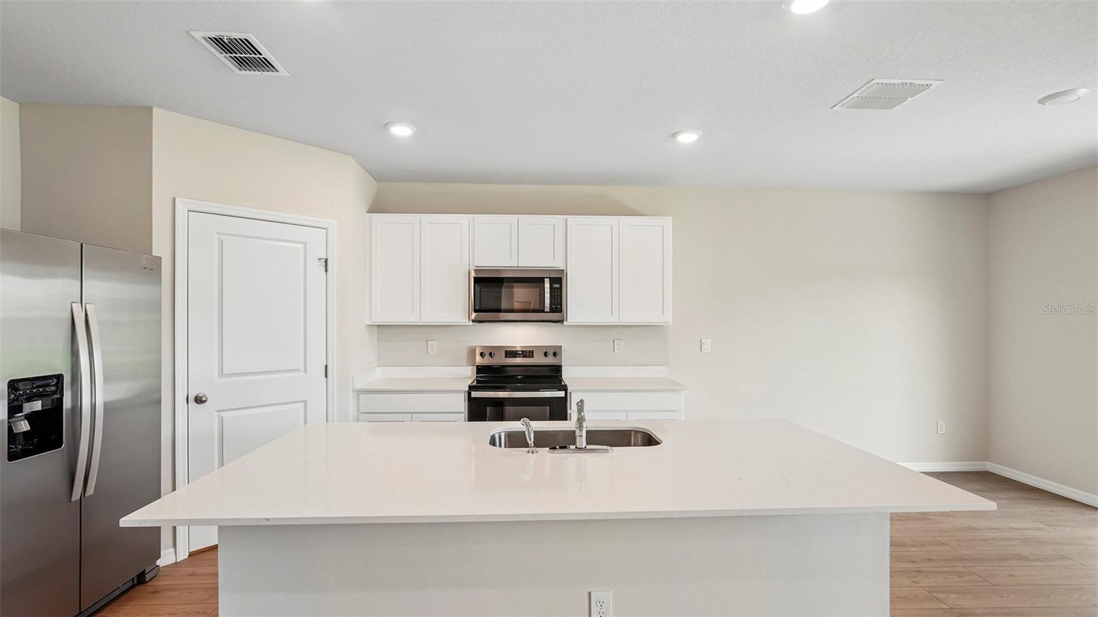 STAR FARMS AT LAKEWOOD RANCH - Residential