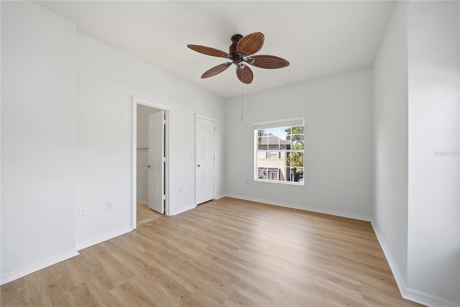 CAROLINA LANDINGS AT UNIVERSITY PLACE C - Residential Lease