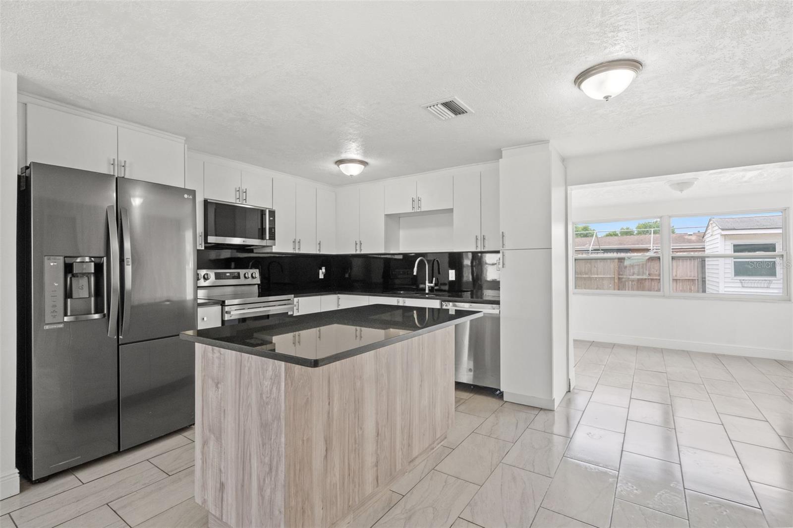 HOLIDAY LAKE ESTATES - Residential