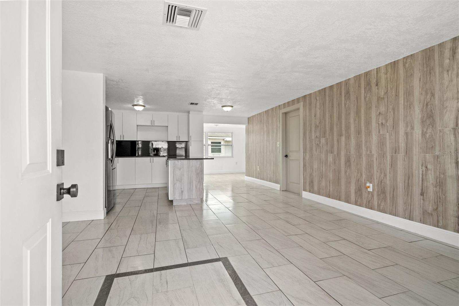 HOLIDAY LAKE ESTATES - Residential