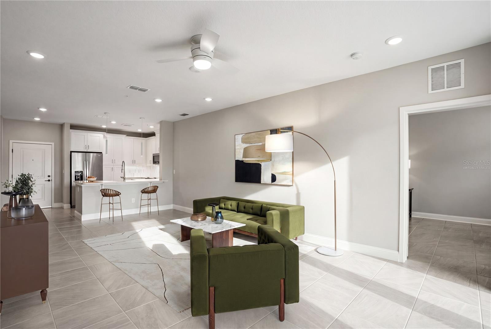 GATHERINGS/LK NONA VI - Residential