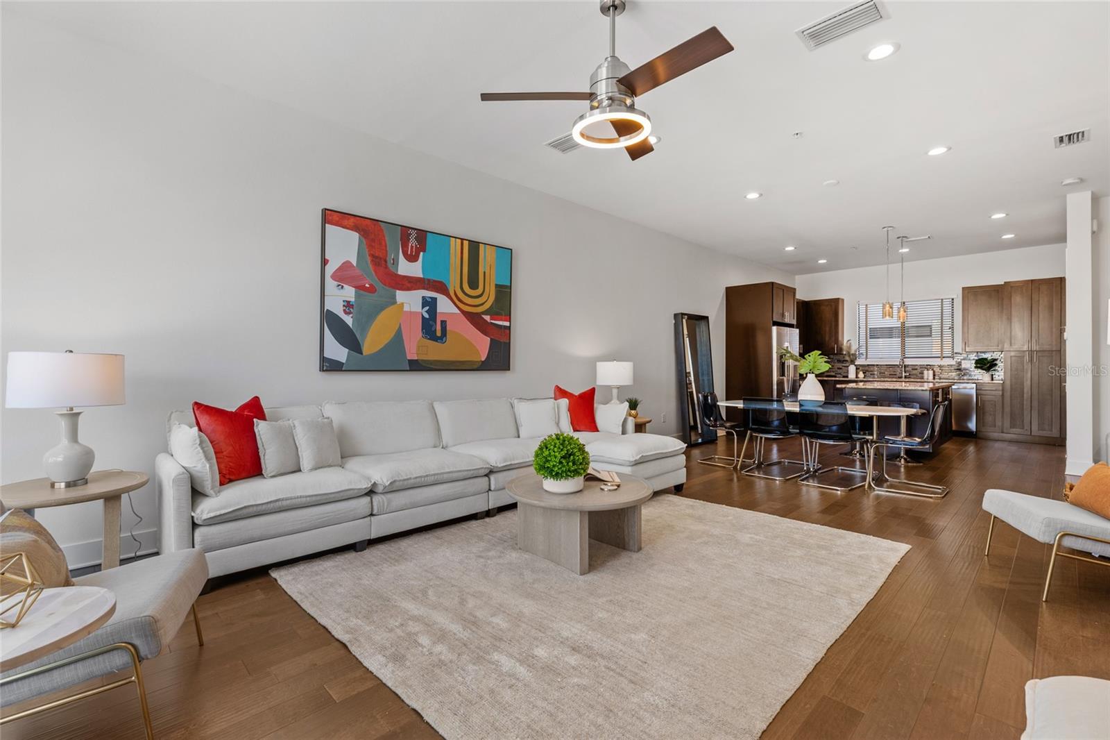 ARLINGTON & 8TH TWNHMS - Residential