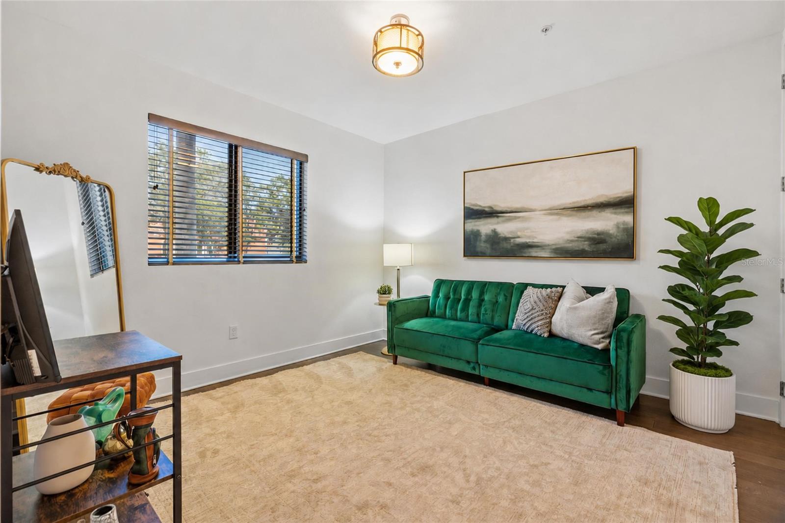 ARLINGTON & 8TH TWNHMS - Residential