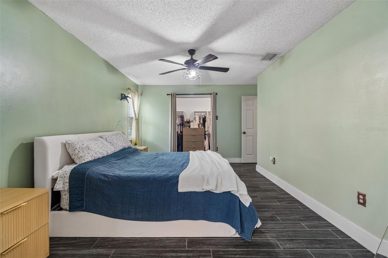 SEVEN SPGS HOMES - Residential
