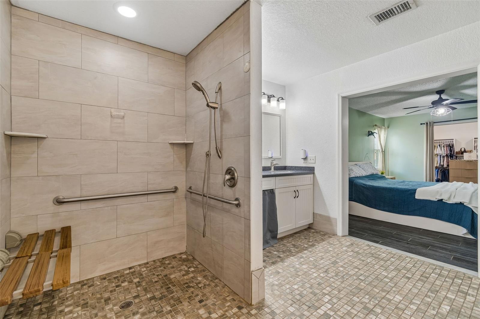 SEVEN SPGS HOMES - Residential