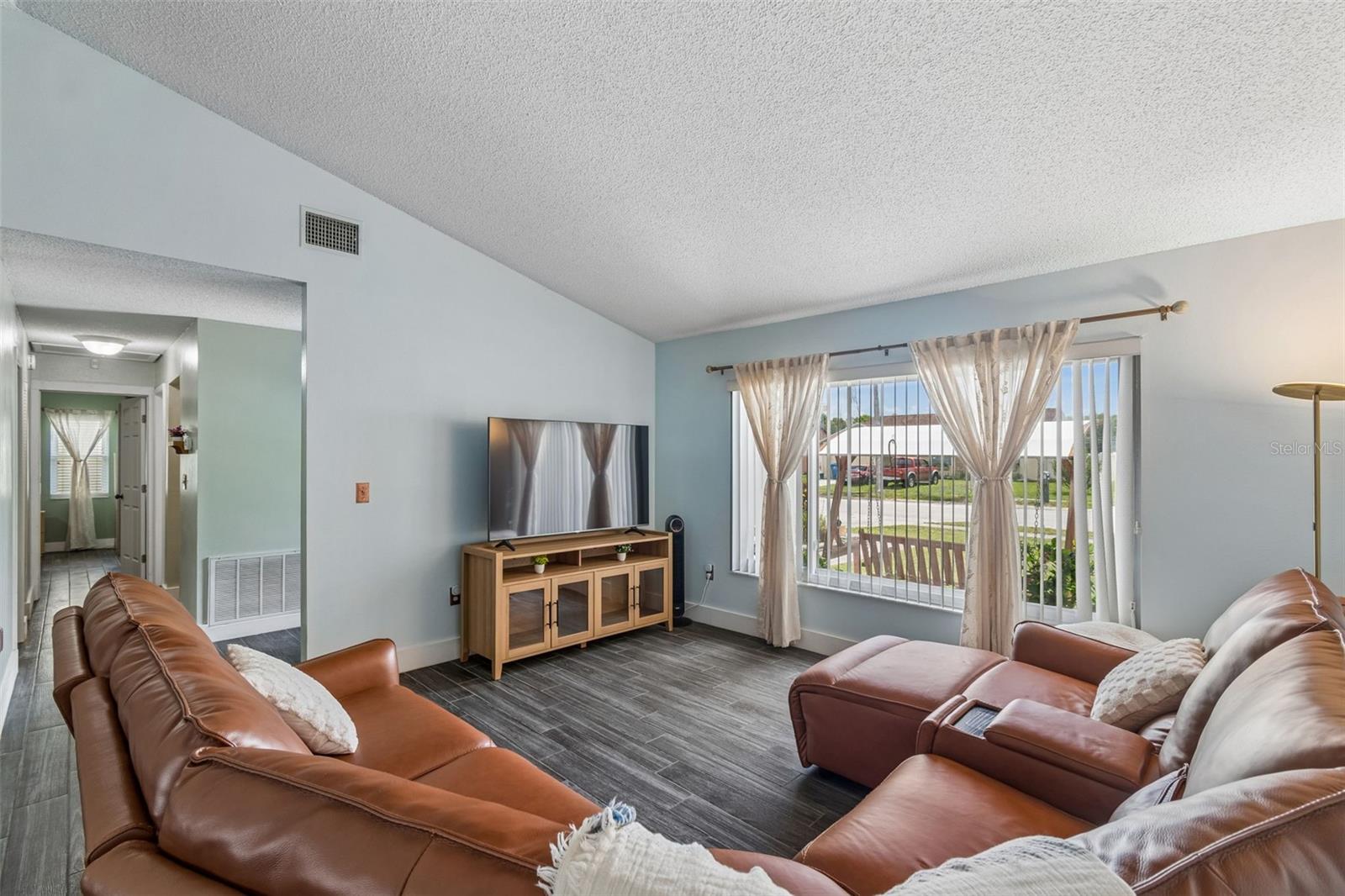 SEVEN SPGS HOMES - Residential