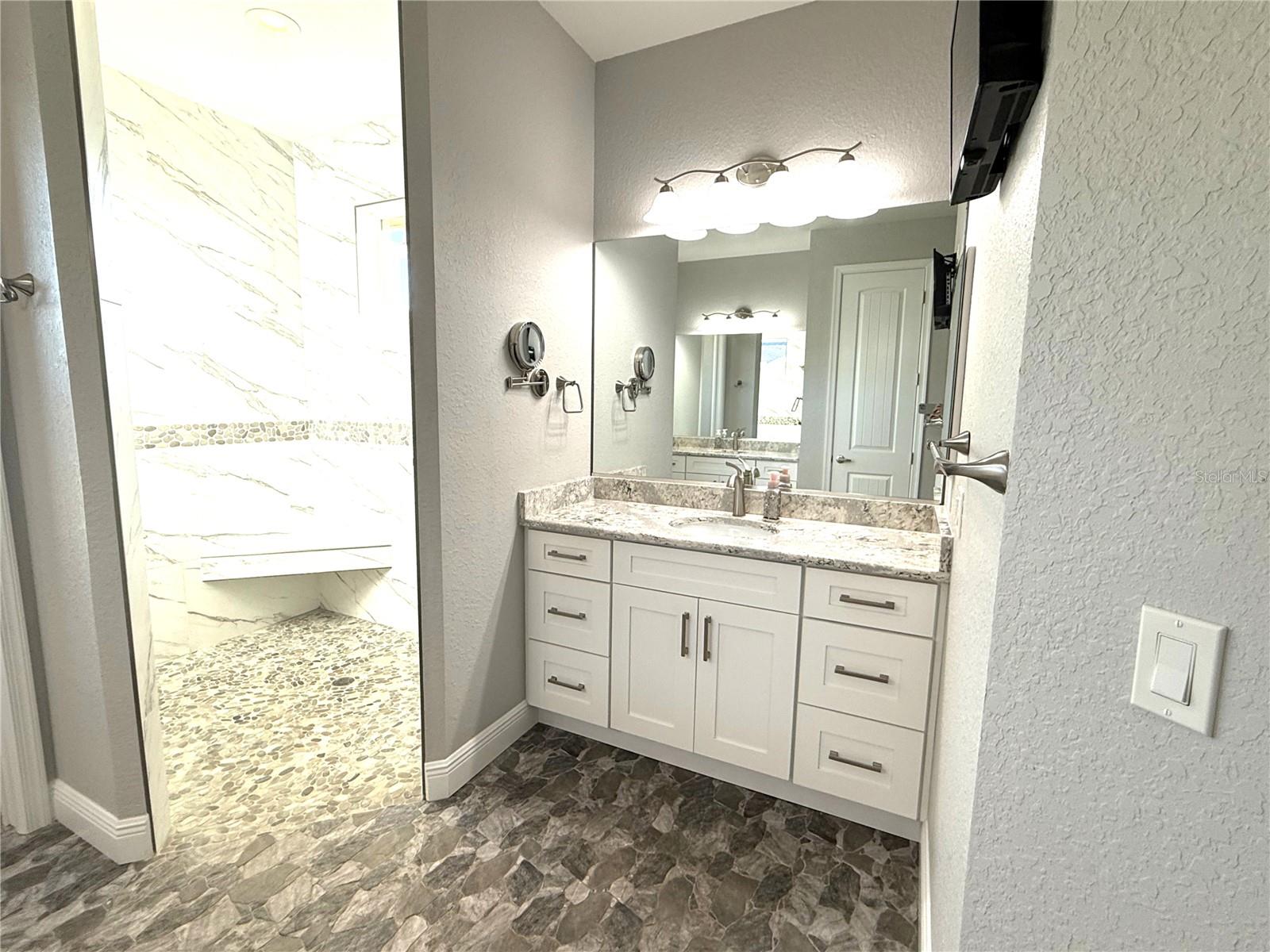 JULIETTE FALLS 2ND REP - Residential