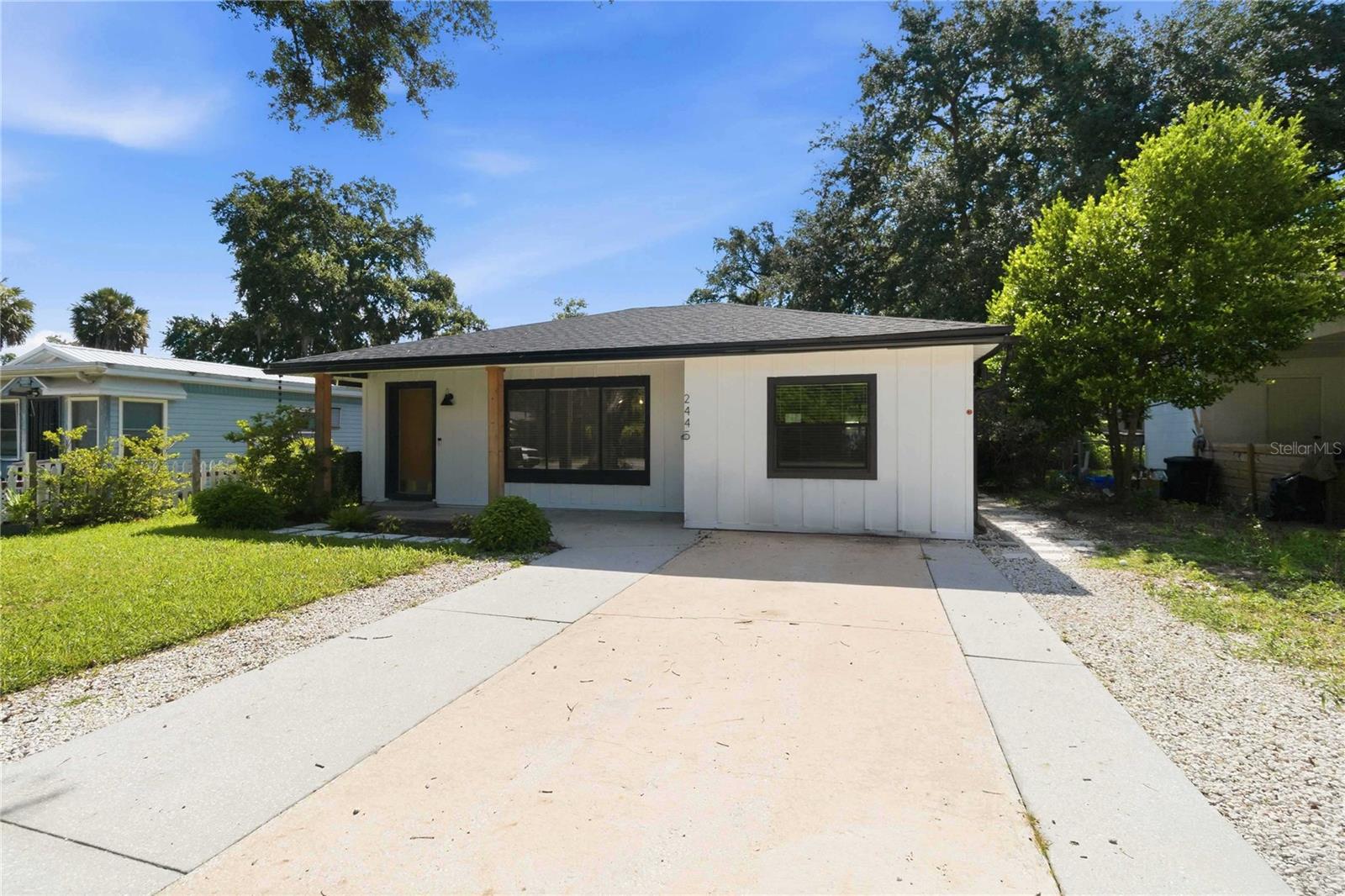 SOUTH PARK SANFORD - Residential