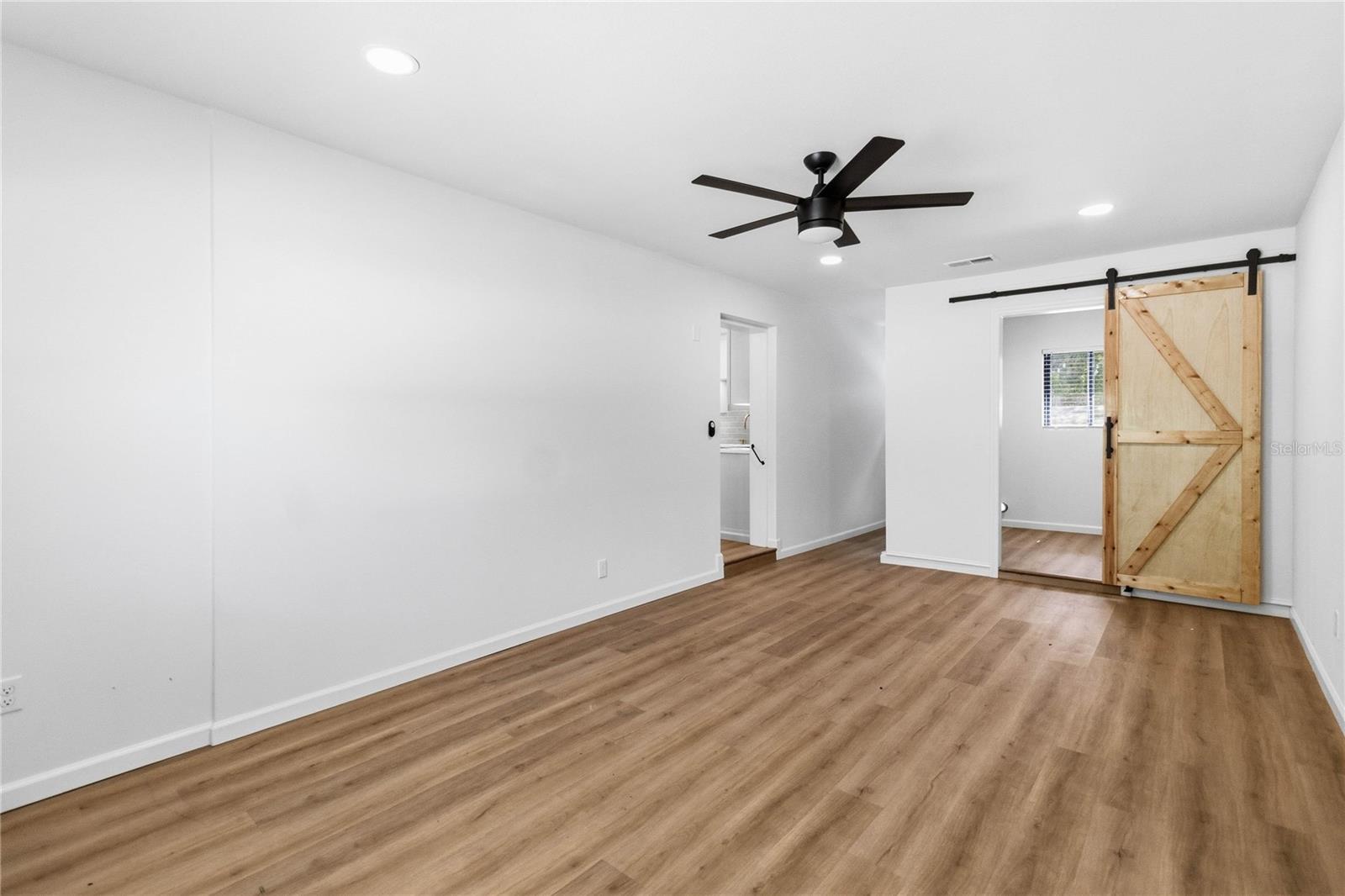 SOUTH PARK SANFORD - Residential