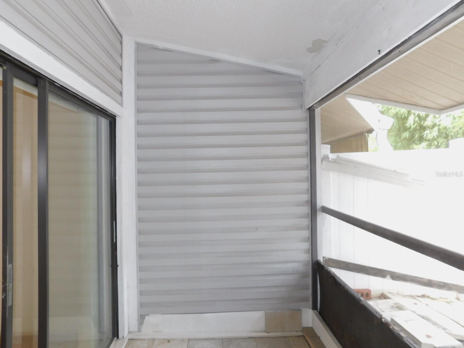 ESTANCIA TWNHMS - Residential