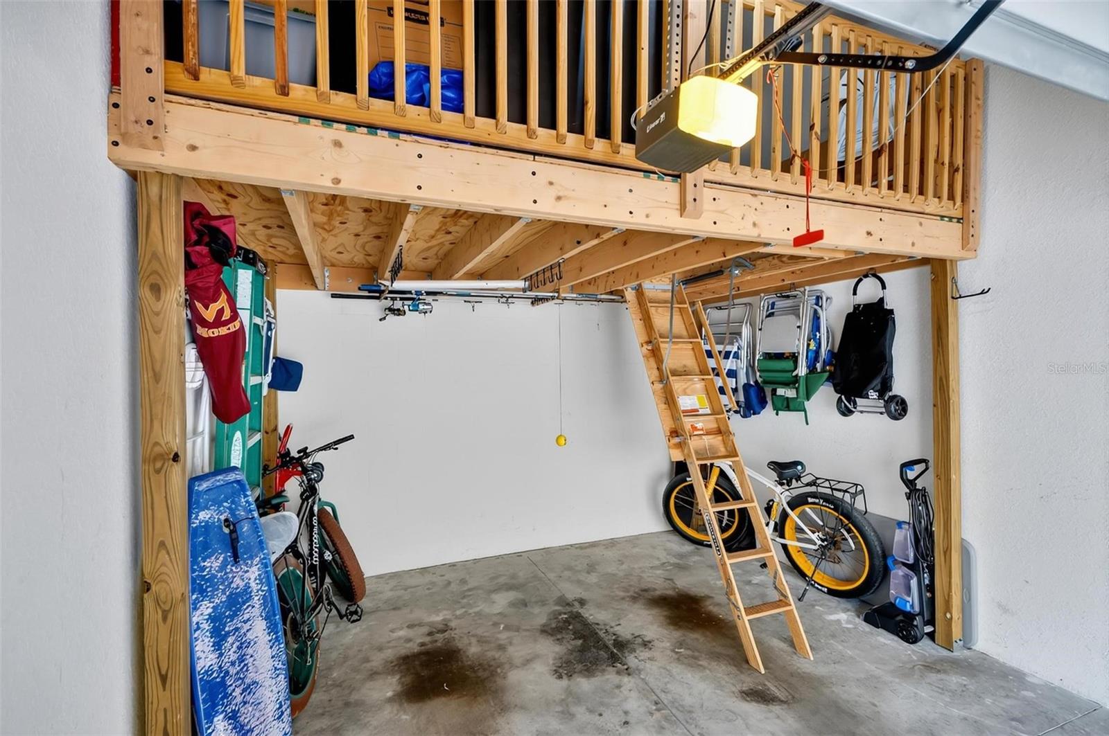 CANOPY WALK - Residential