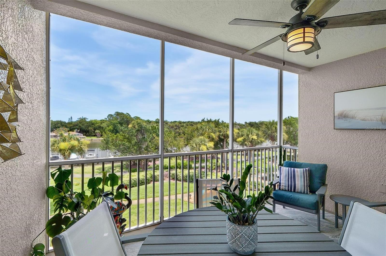 CANOPY WALK - Residential
