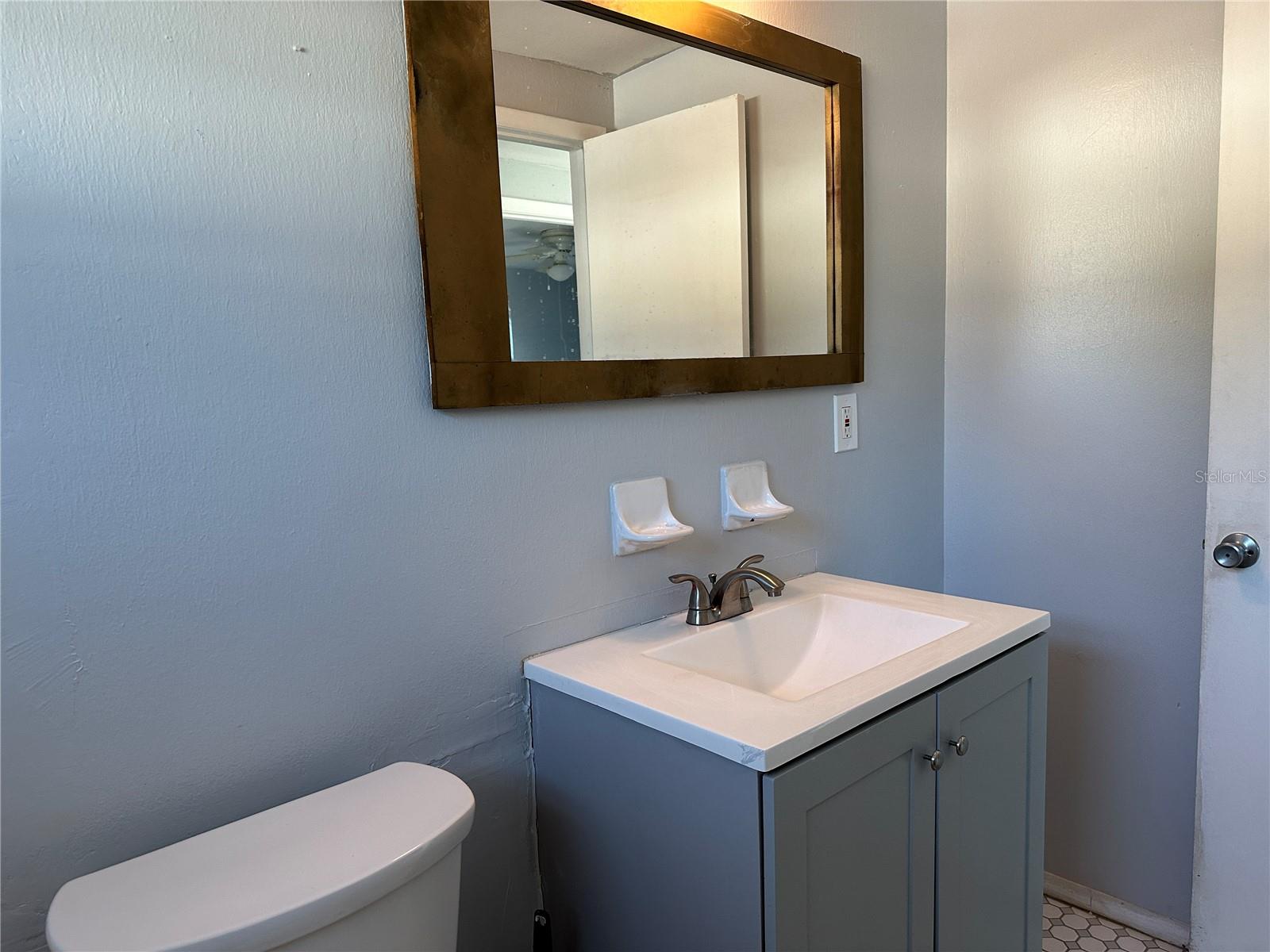 HARCOURT - Residential Lease