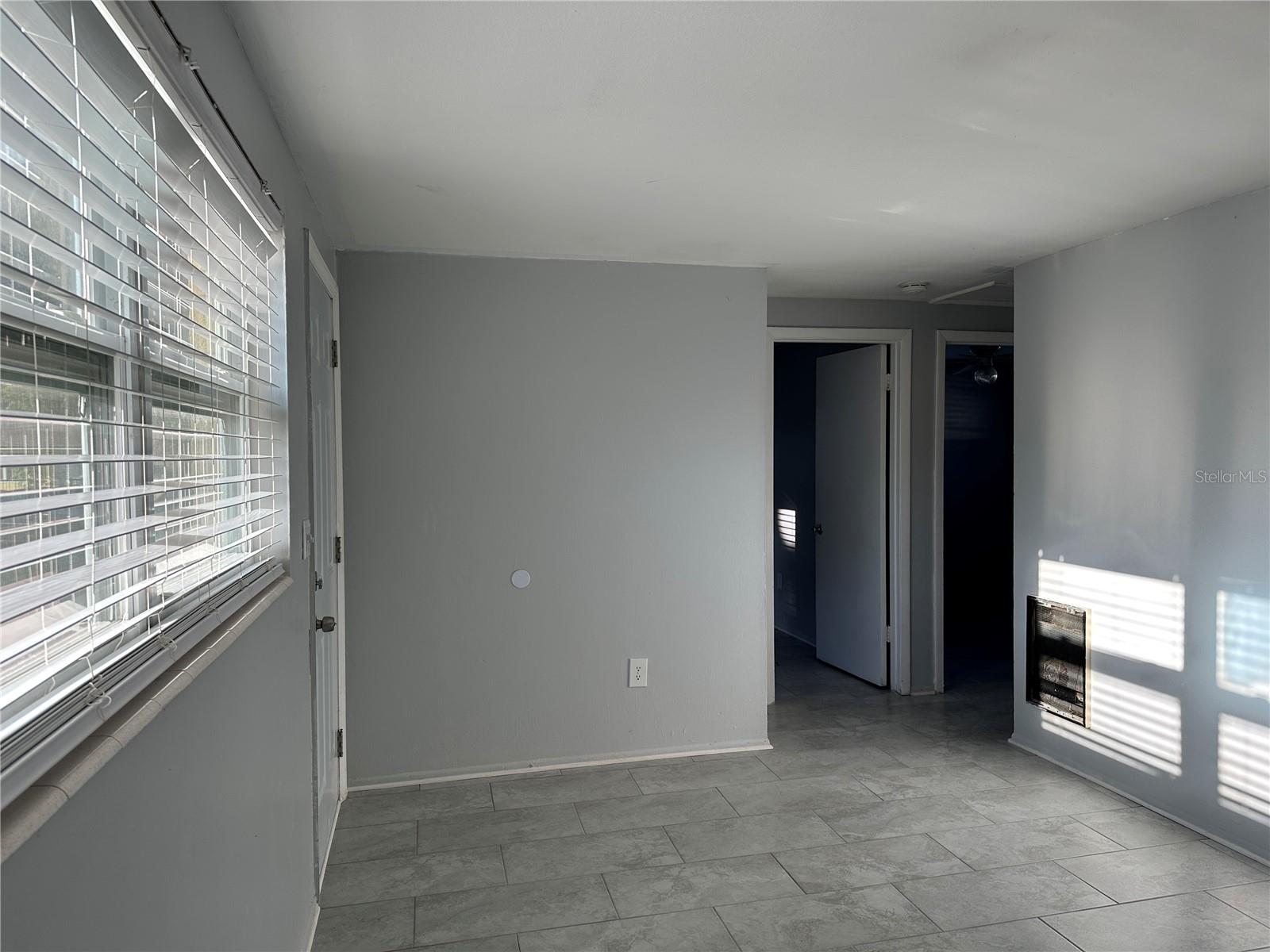 HARCOURT - Residential Lease